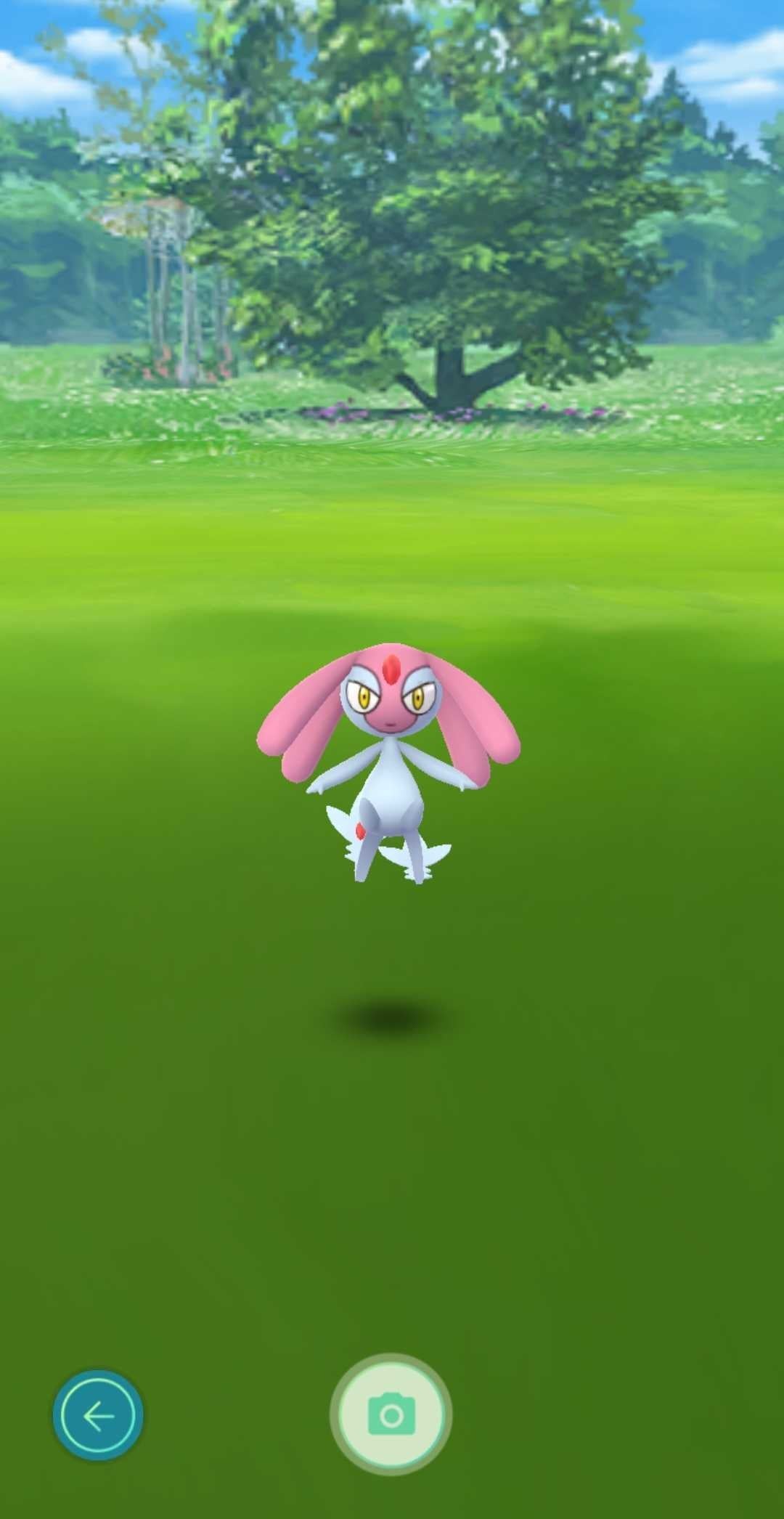 Ảnh chụp màn hình Mesprit trong Pokemon Go Tour Sinnoh