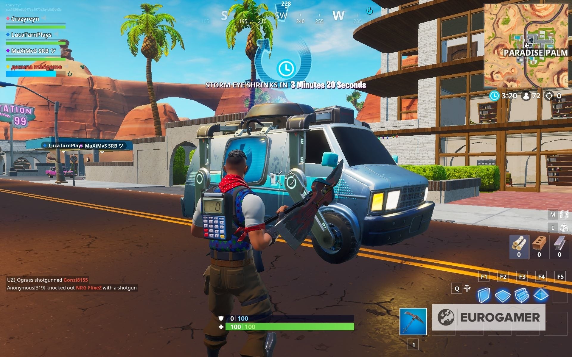 Cận cảnh Xe Khởi Động Lại Fortnite với biểu tượng đặc trưng