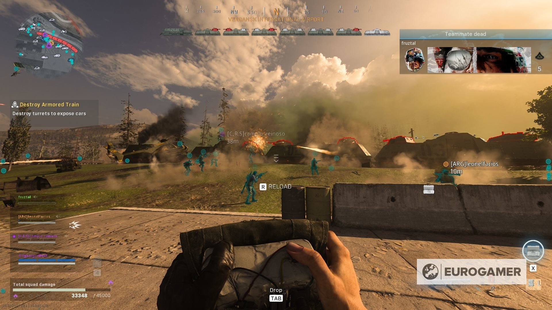 Cảnh cháy nổ dữ dội khi người chơi tấn công đoàn tàu trong Warzone