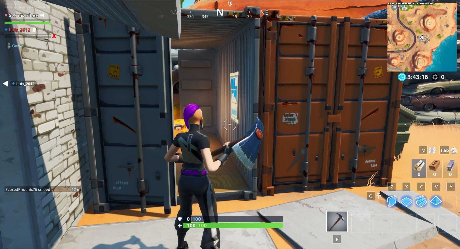 Container màu xanh lam chính xác gần Paradise Palms trong Fortnite với hình vẽ cửa sổ bên trong