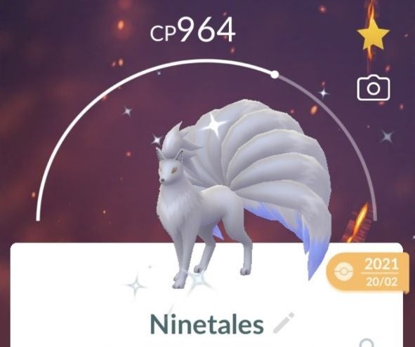 Dạng Shiny của Ninetales trong Pokémon Go