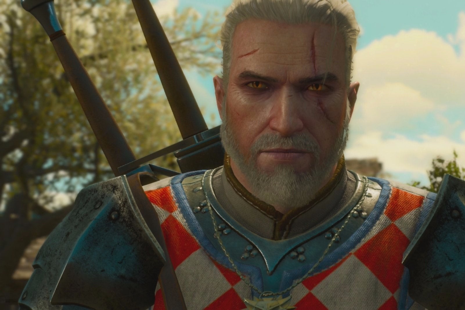 Geralt nhìn qua máy ảnh trong The Witcher 3
