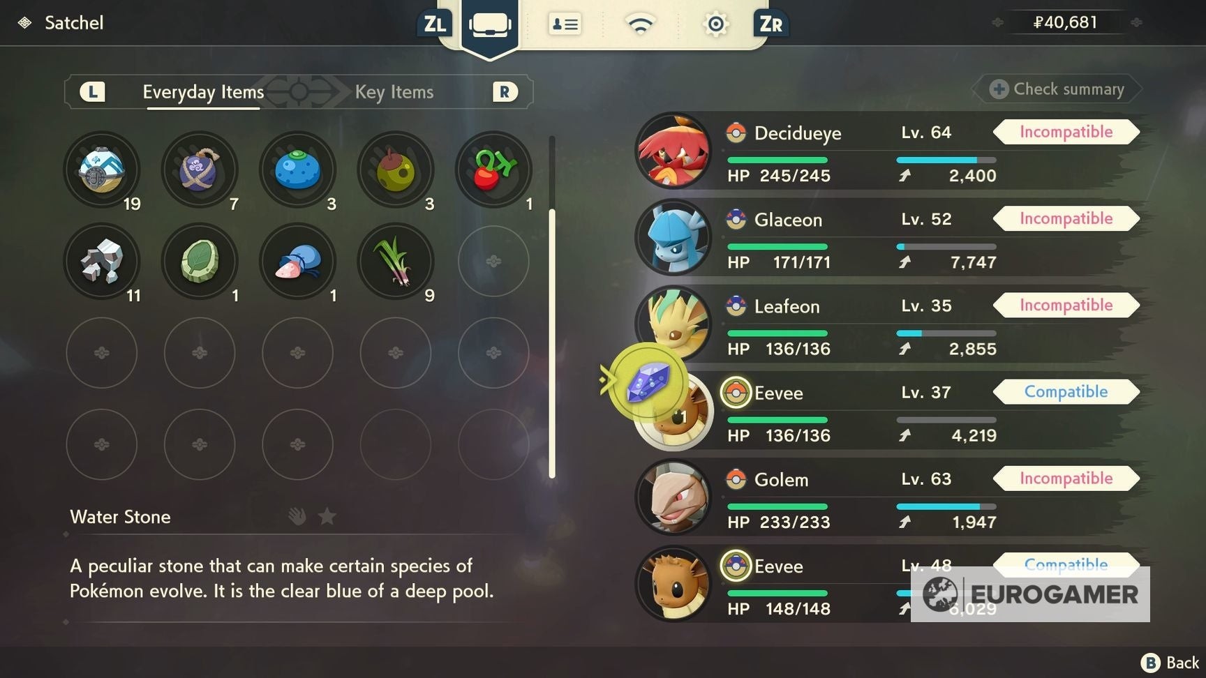 Hình ảnh ba dạng tiến hóa gốc của Eevee là Flareon Vaporeon và Jolteon trong Pokemon Legends Arceus