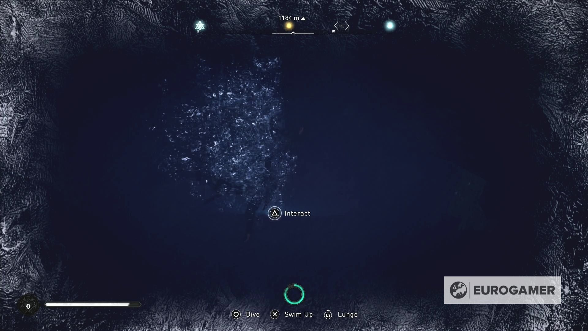 Hình ảnh cận cảnh chiếc lược của Bil nằm dưới đáy đường hầm trong hồ nước AC Valhalla.