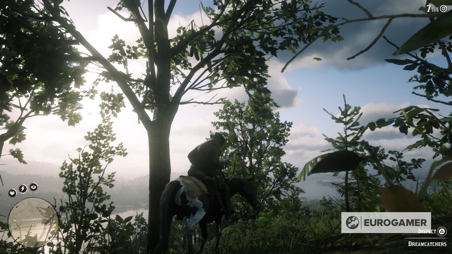 Hình ảnh Dreamcatcher 13 treo cao trên cây - RDR2