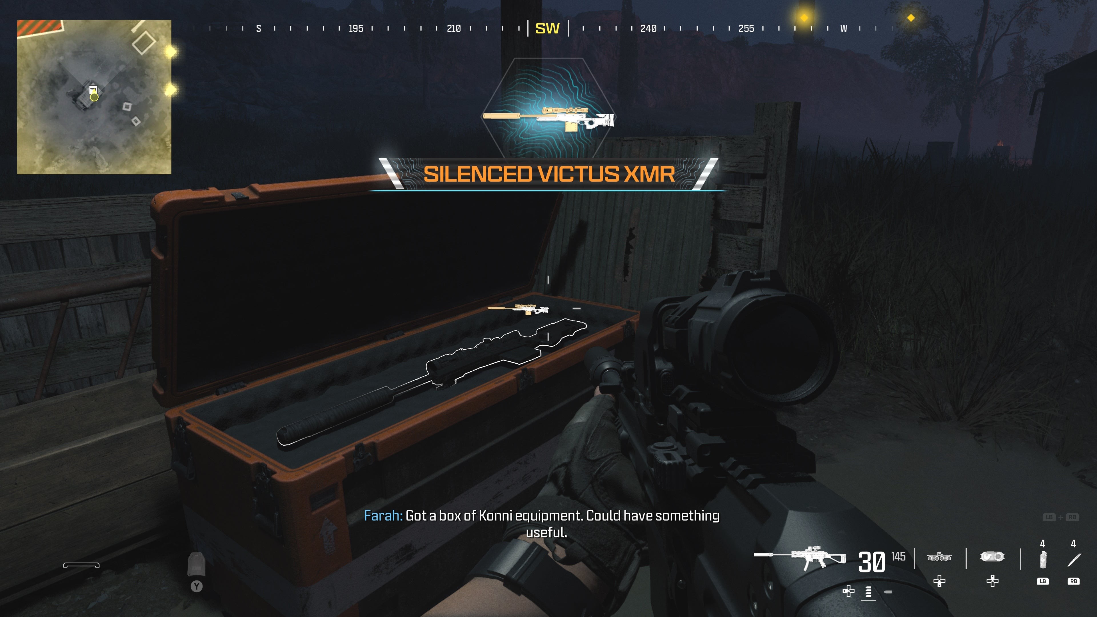 Hình ảnh thùng vũ khí màu cam chứa khẩu Silenced Victus XMR trong nhiệm vụ Crash Site MW3