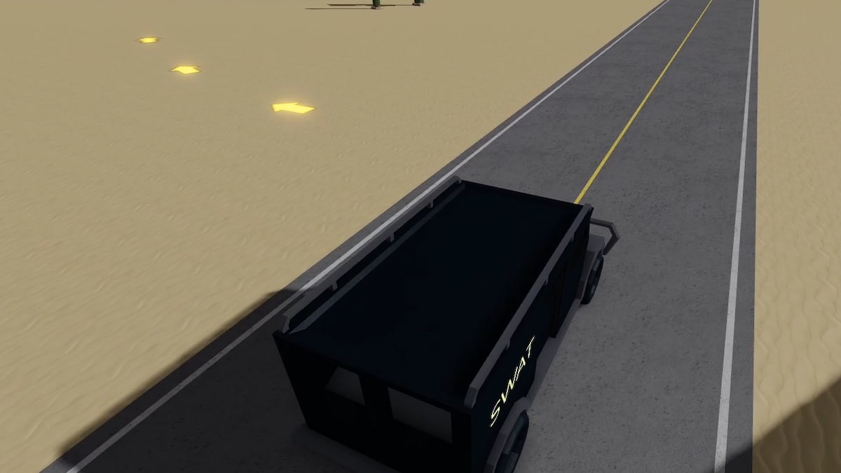 Lái xe SWAT rời khỏi nhà tù trong Barry's Prison Run