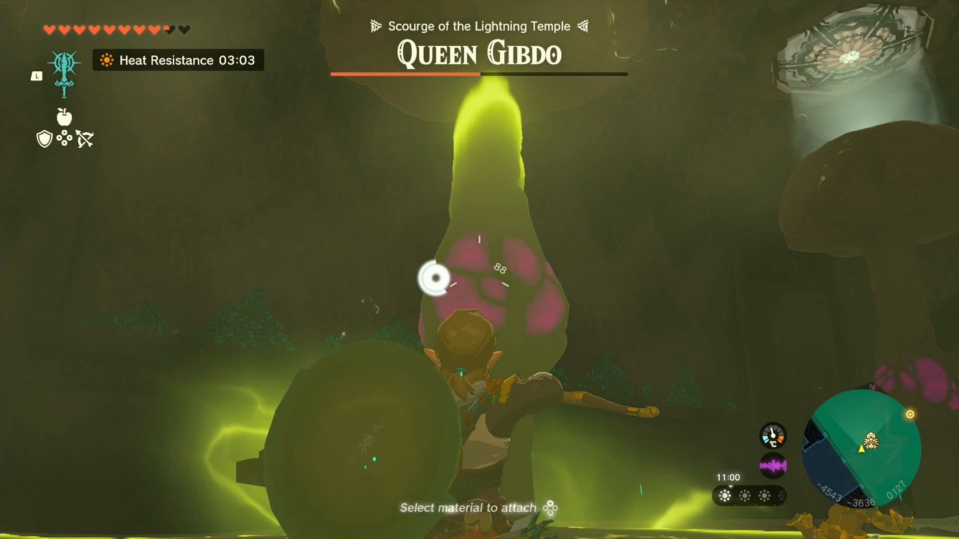 Link tấn công một tổ kén trong trận chiến với boss Queen Gibdo.