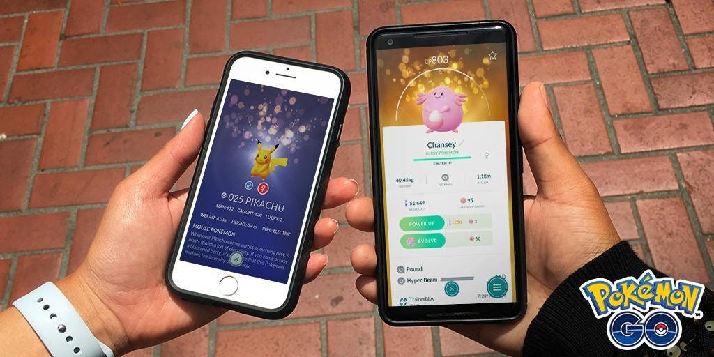Màn hình trao đổi Pokémon trong Pokémon Go với viền vàng báo hiệu khả năng thành Pokémon May Mắn