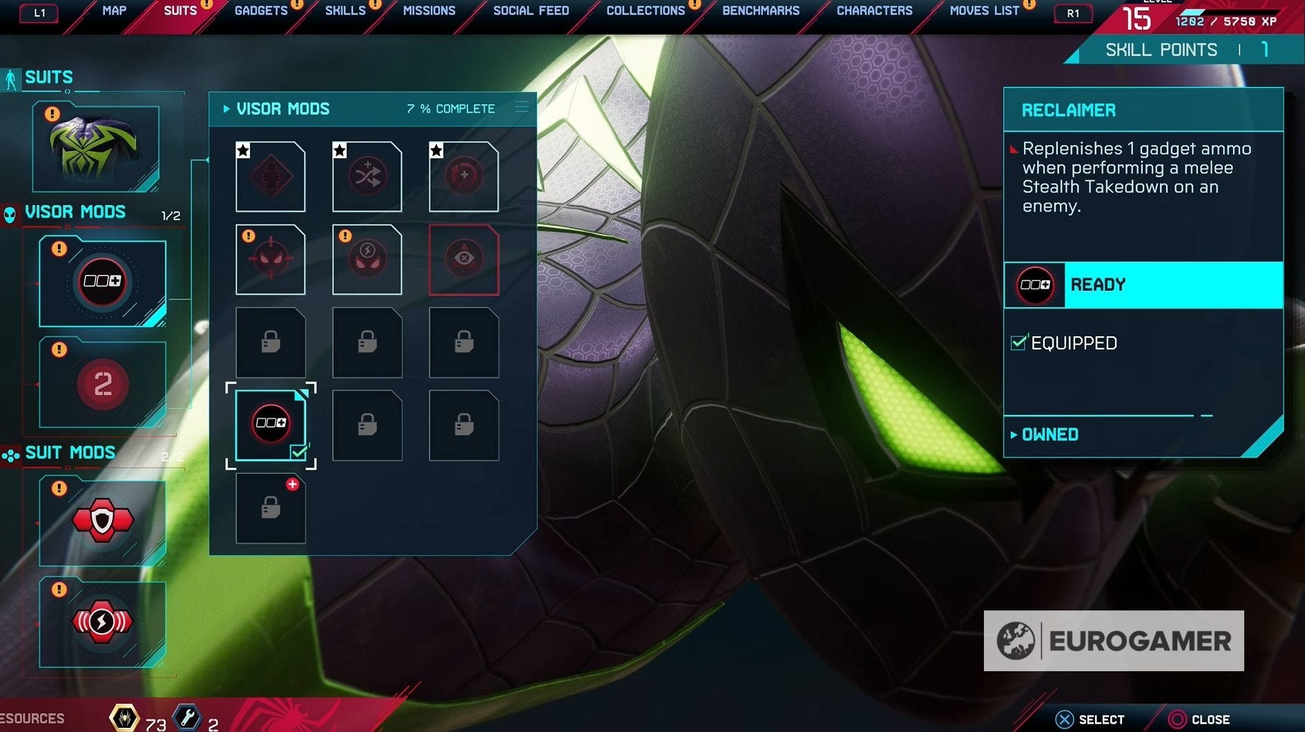 Miles Morales trong bộ Purple Reign Suit thực hiện Stealth Takedown để kích hoạt mod Reclaimer