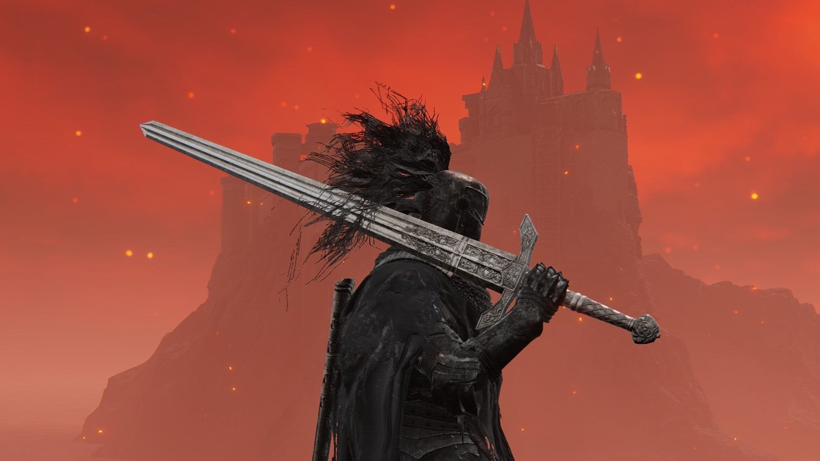 Một chiến binh cầm thanh kiếm Banished Knight’s Greatsword trong Elden Ring
