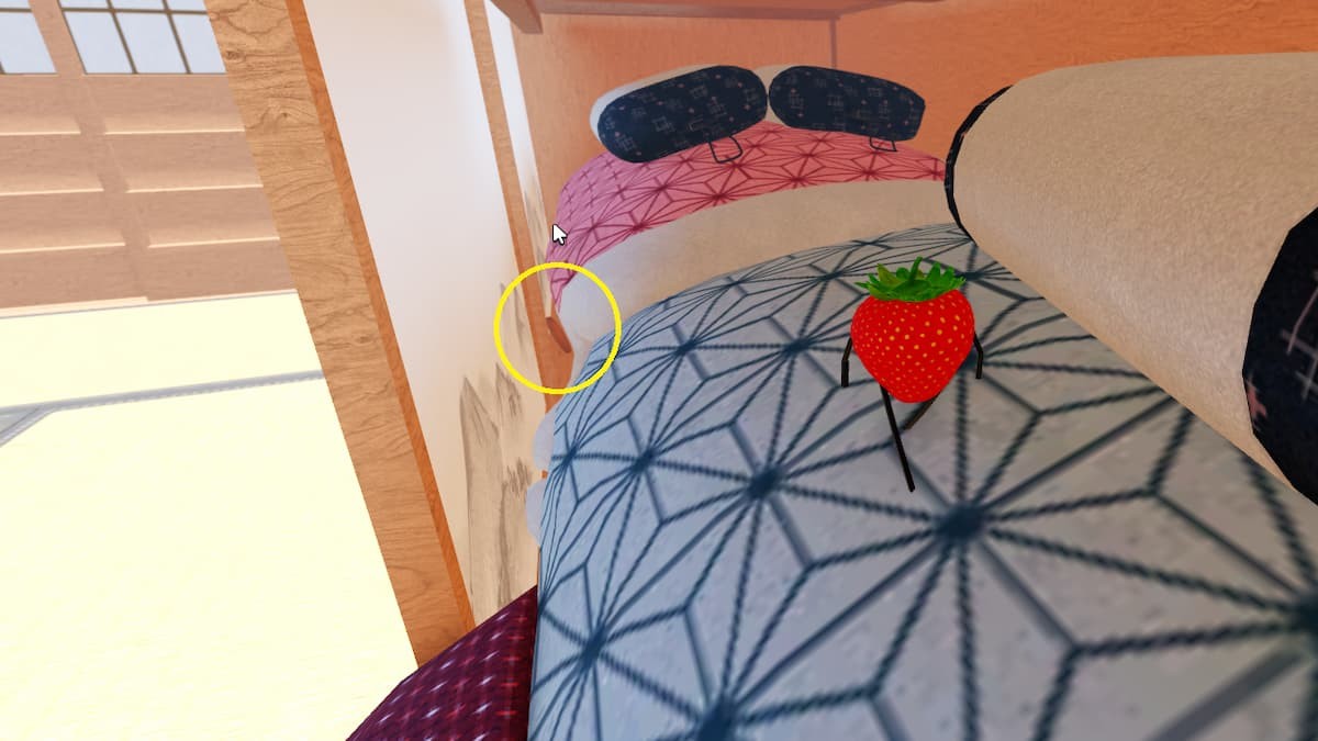 Người chơi tìm thấy bánh Soy Sauce Senbei trong tủ quần áo Secret Staycation