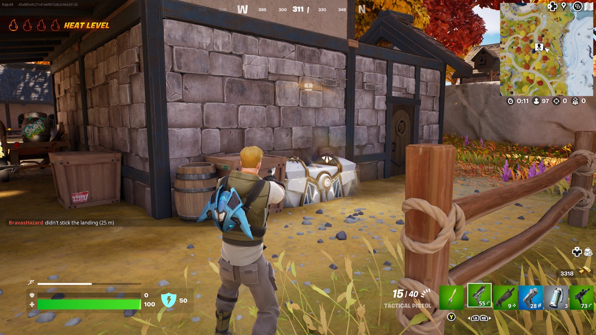 Rương Oathbound Fortnite thứ sáu tại Breakwater Bay giấu sau tường đá của tòa nhà