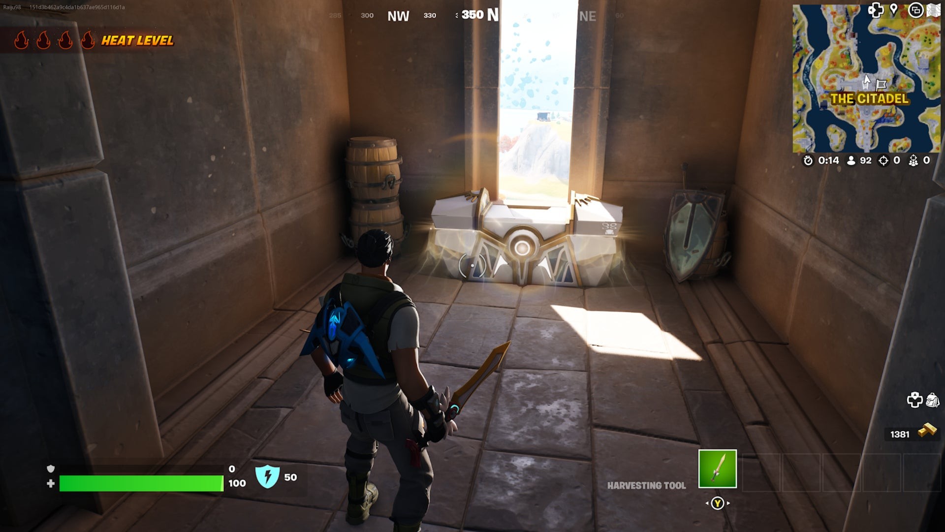 Rương Oathbound Fortnite thứ tư tại The Citadel trong cửa sổ tháp phía bắc