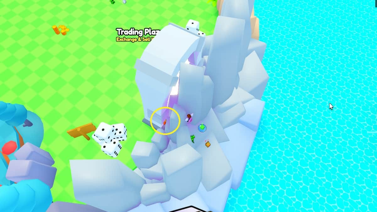 Shiny Relic thứ 22 ở phía cực phải sau cổng Trading Plaza PETS GO