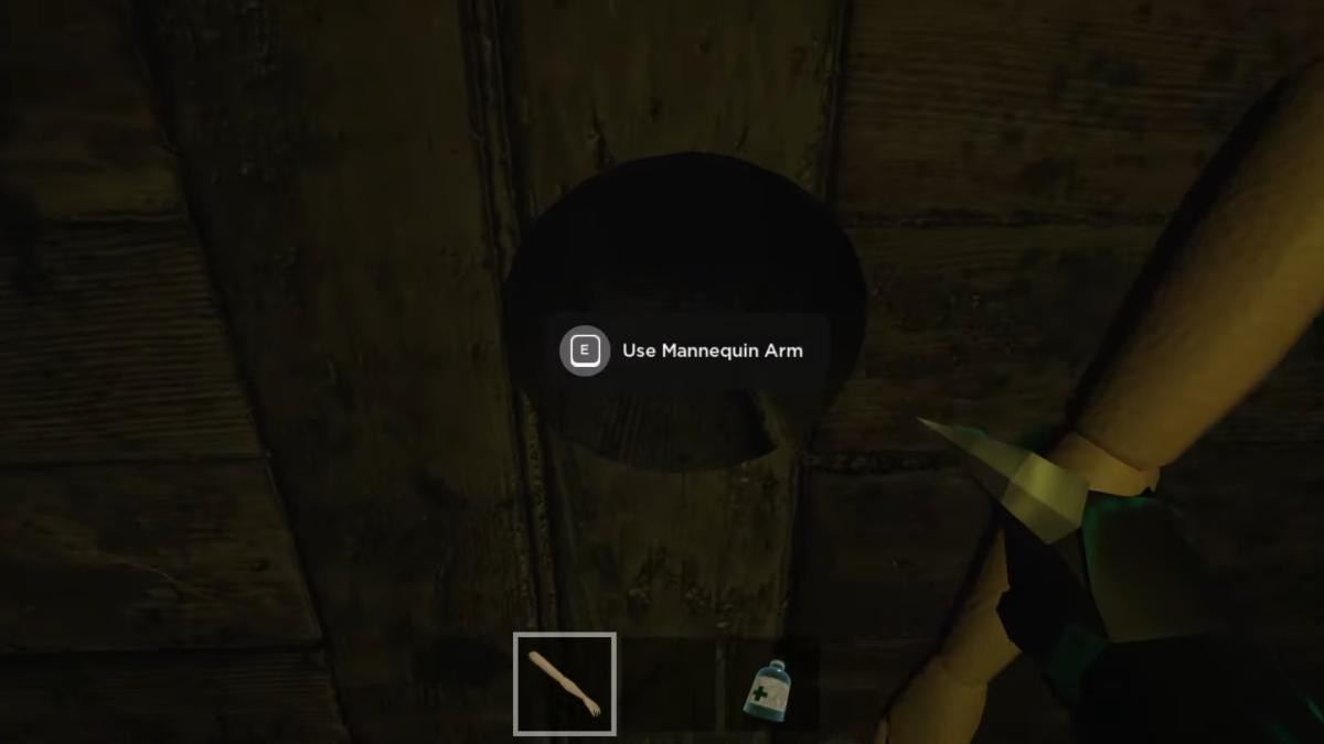 Sử dụng cánh tay ma-nơ-canh để mở cửa trong The Butchery Roblox