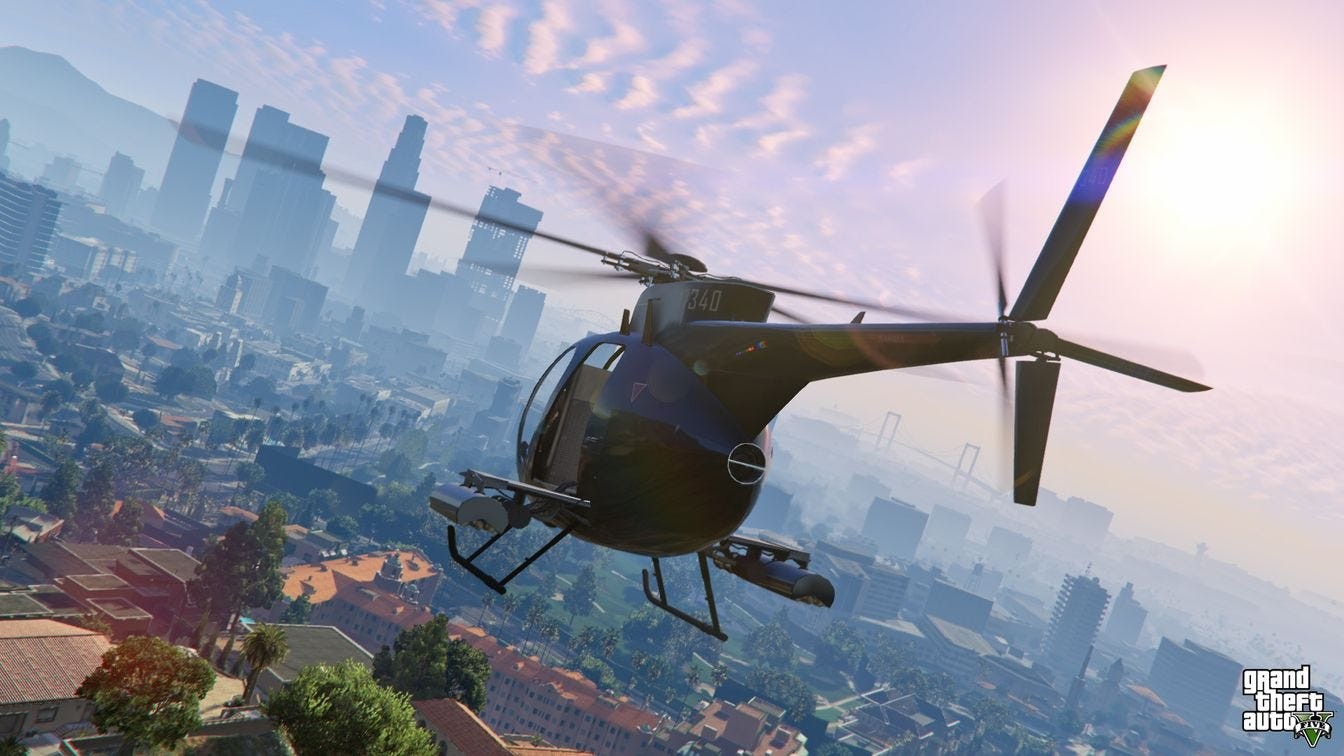 Trực thăng chiến đấu Buzzard bay lượn trên bầu trời San Andreas trong GTA 5