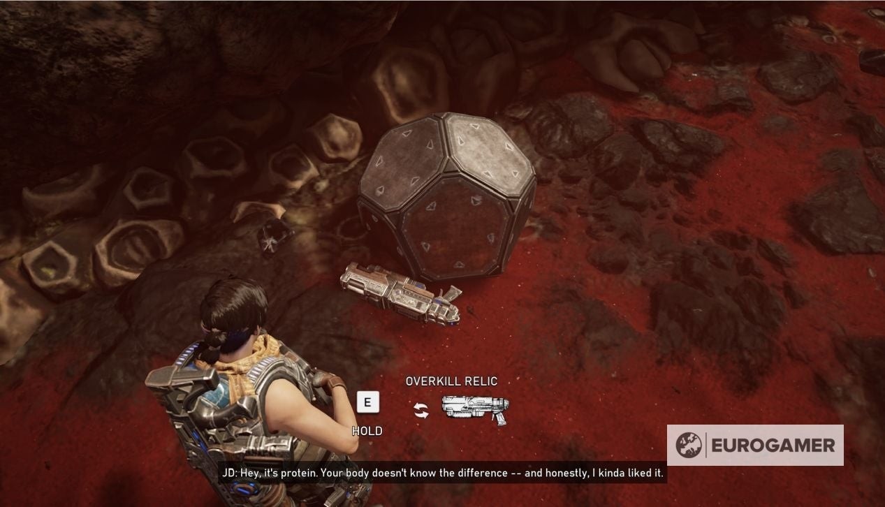 Vị trí Overkill Relic trong Gears 5 Act 3 Chapter 3 gần tảng đá và đường ray xe lửa